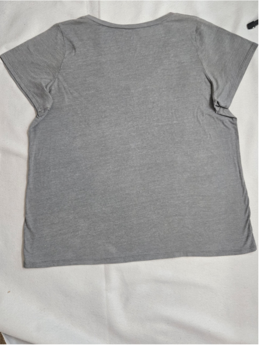 Star Wars Fifth Sun R2D2 Pocket T Shirt Womens Size 3 Gray V Neck Graphic Top - Picture 3 of 8